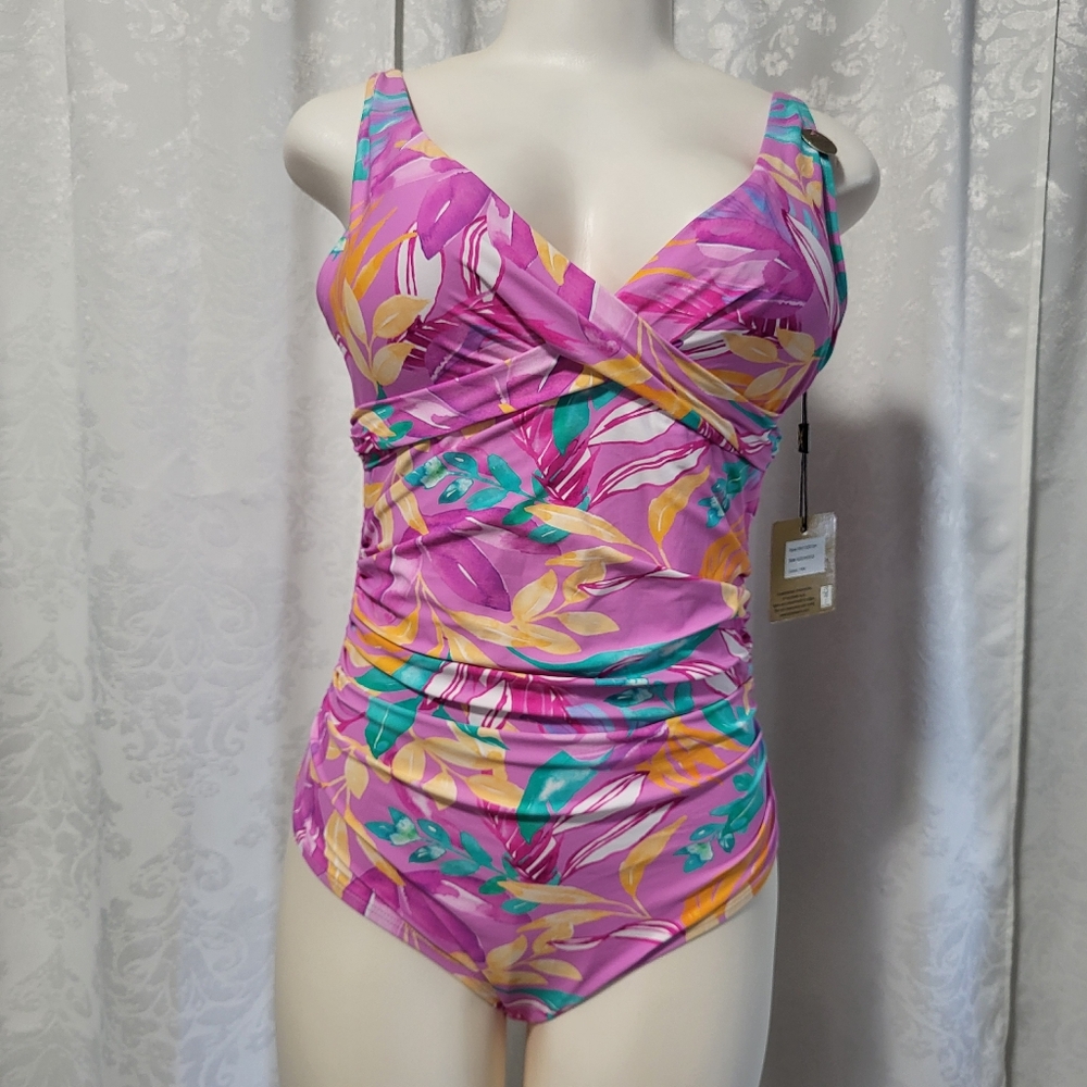Nip Tuck Women's One Piece Swimsuit, Size 10, Pink Floral, Vacation Summer - Picture 4 of 16